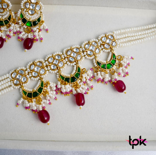 Pachi Kundan Chand Choker Set with Earrings