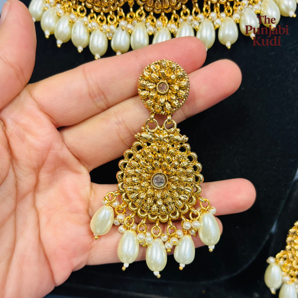 Premium quality Gold Plated Choker Set