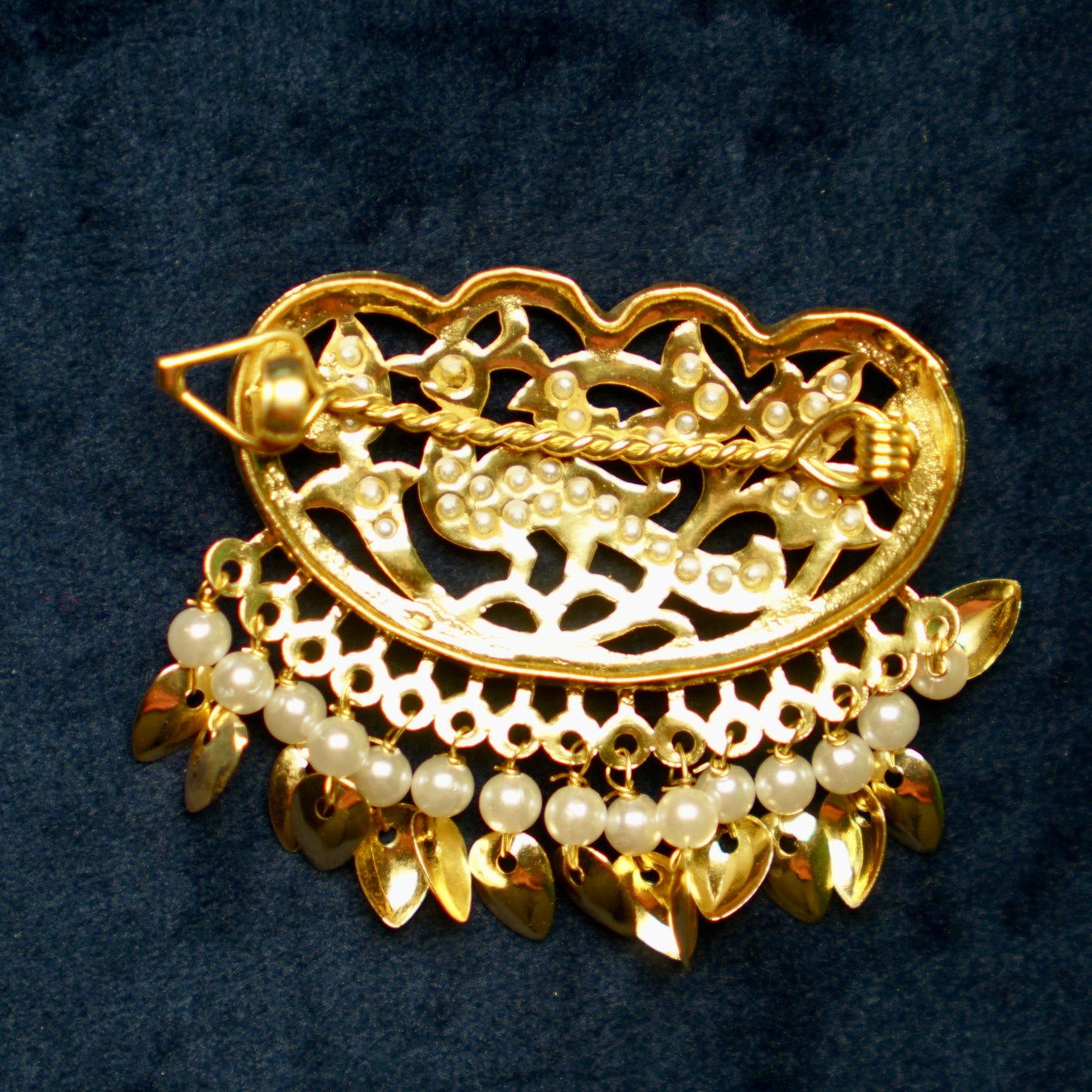 Traditional Morni Golden Jadau Pippal Patti Hair Clips