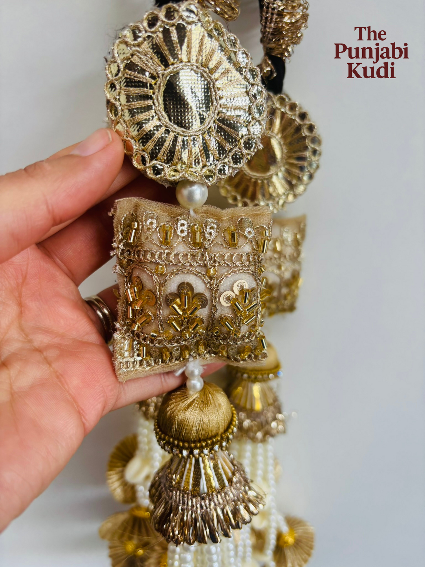 Golden Pearl Paranda – Handcrafted Punjabi Hair Accessory