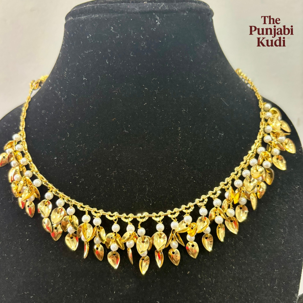 Gold Finished Pippal Patti Necklace Set