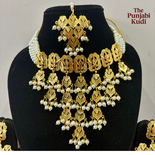 Virsa Pearl Gold Finished Choker & Earing Set