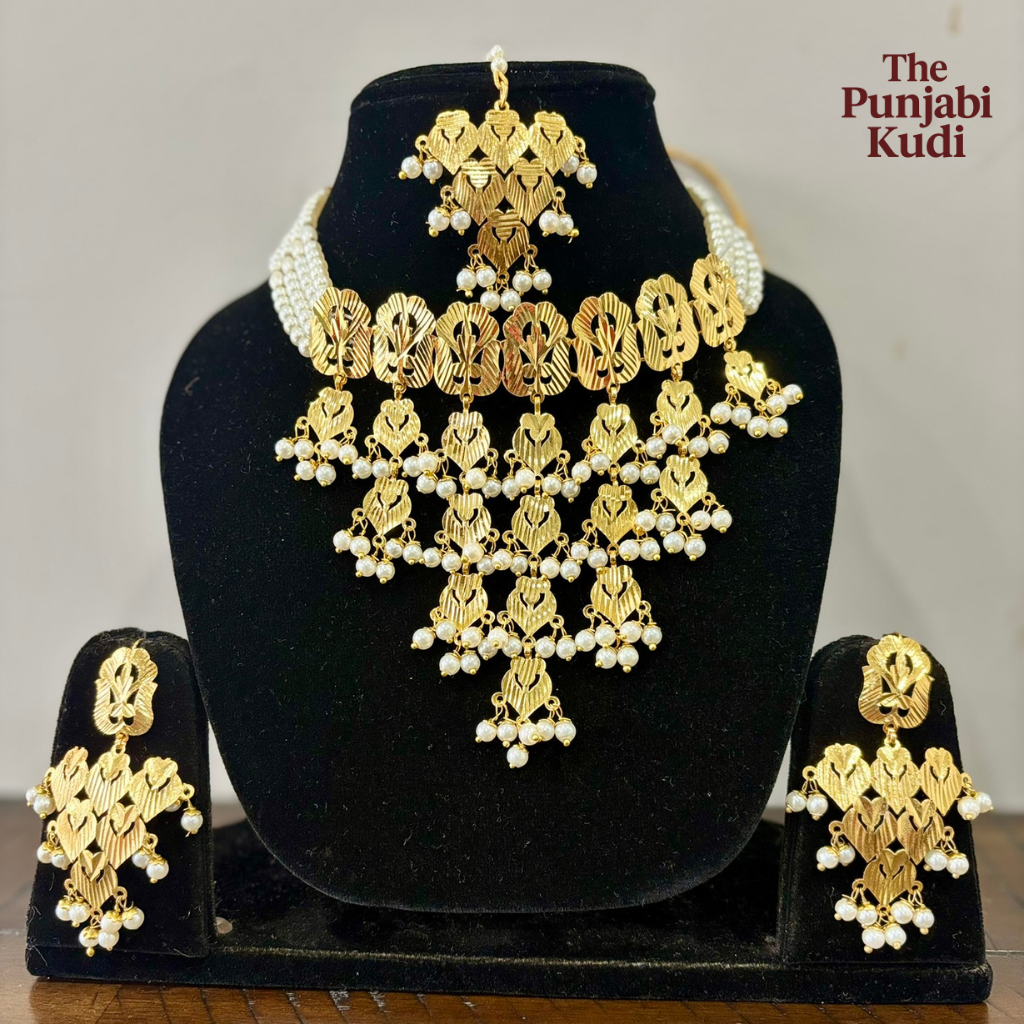 Virsa Pearl Gold Finished Choker & Earing Set