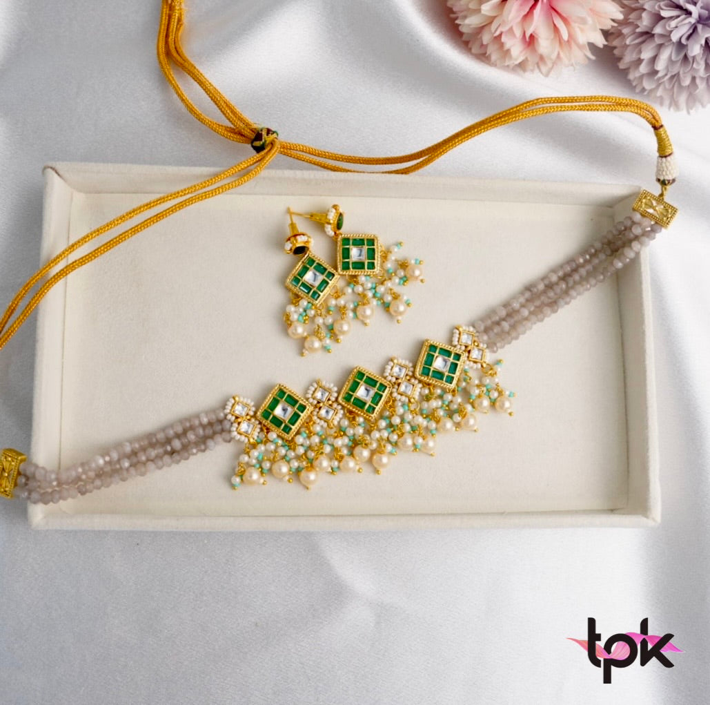 Pachi Kundan Choker Set with Earrings