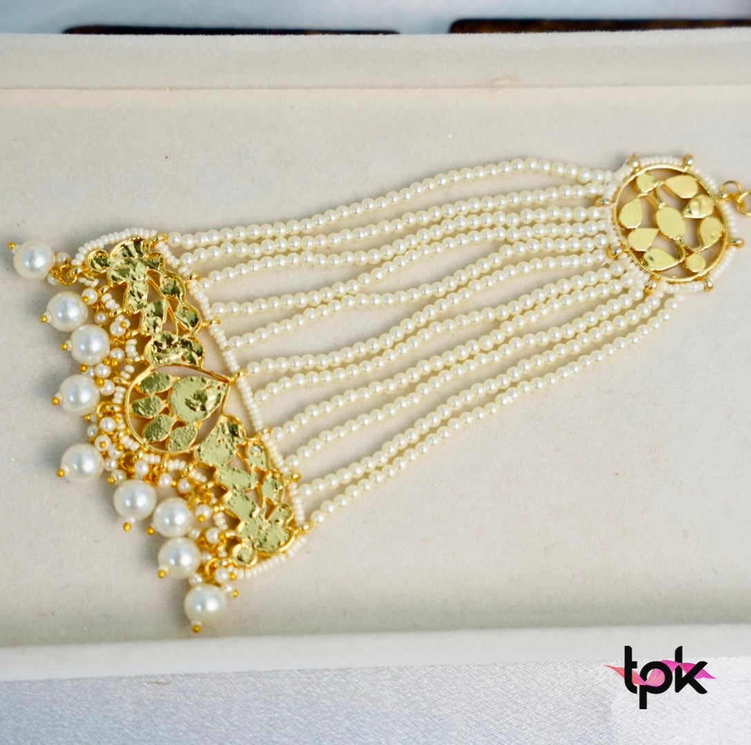 Royal Pearl & Kundan Passa