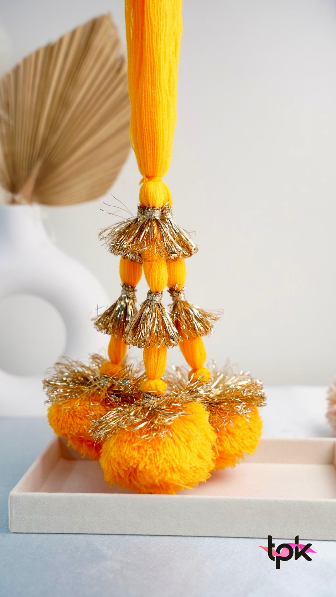Royal Tassel Pom Pom Punjabi Paranda