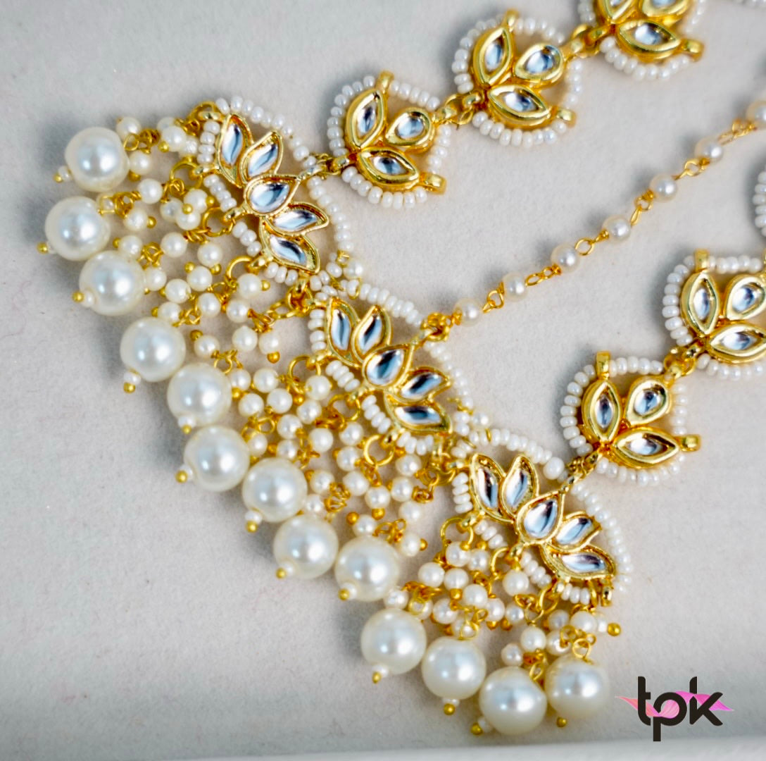 Kundan Pearl Passa - White