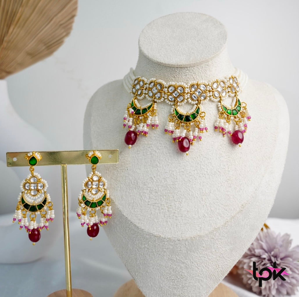 Pachi Kundan Chand Choker Set with Earrings