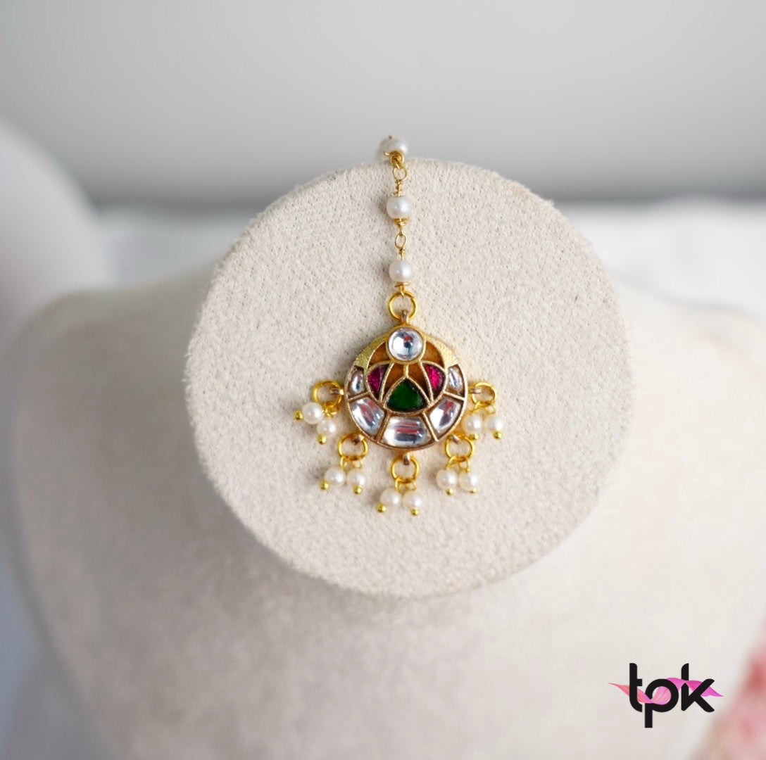 Pachi Kundan Tikka