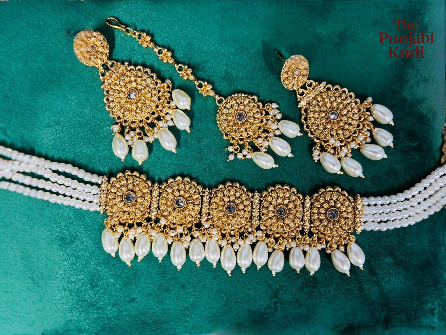 Premium quality Gold Plated Choker Set