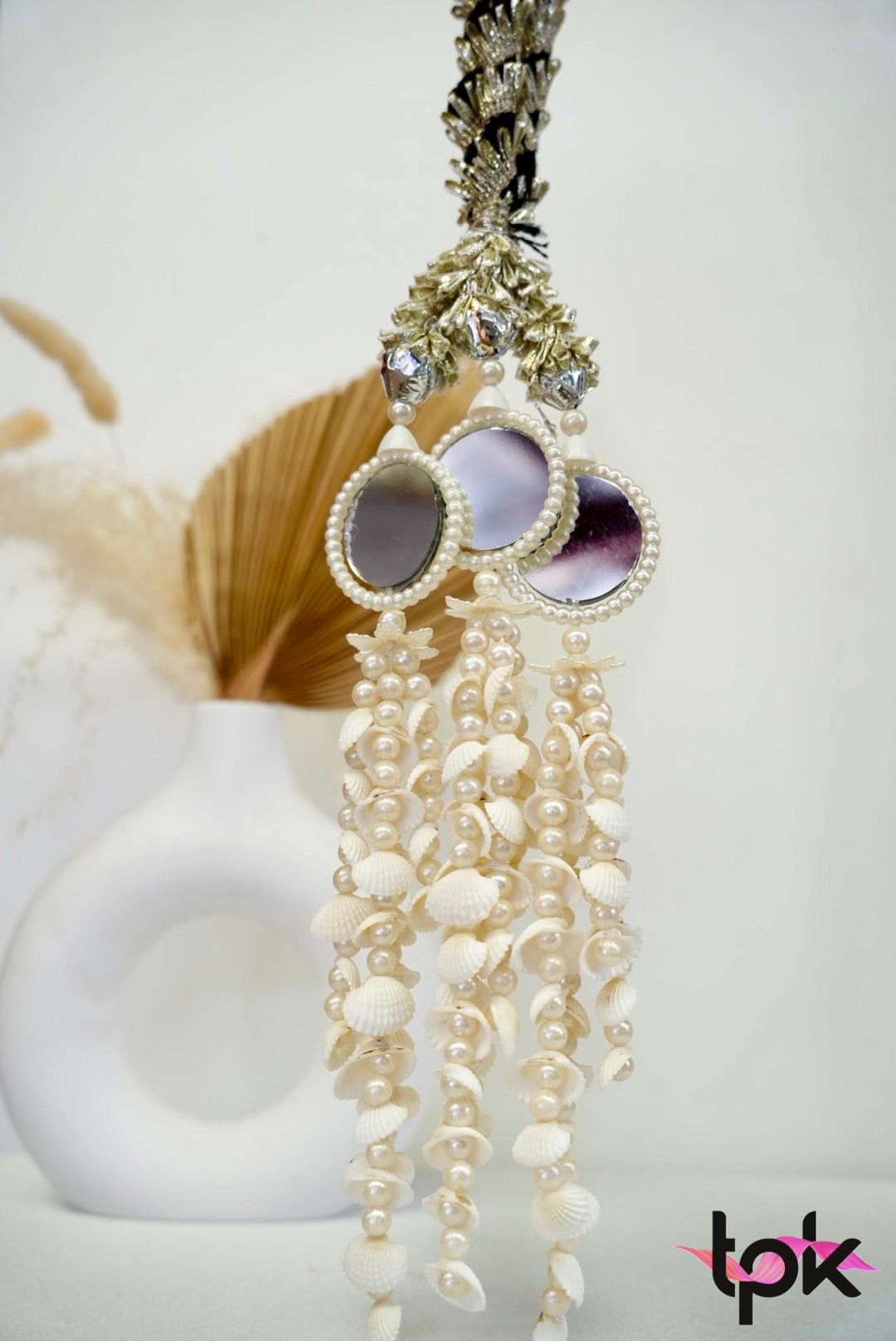 Silver Mirror & Pearl Paranda