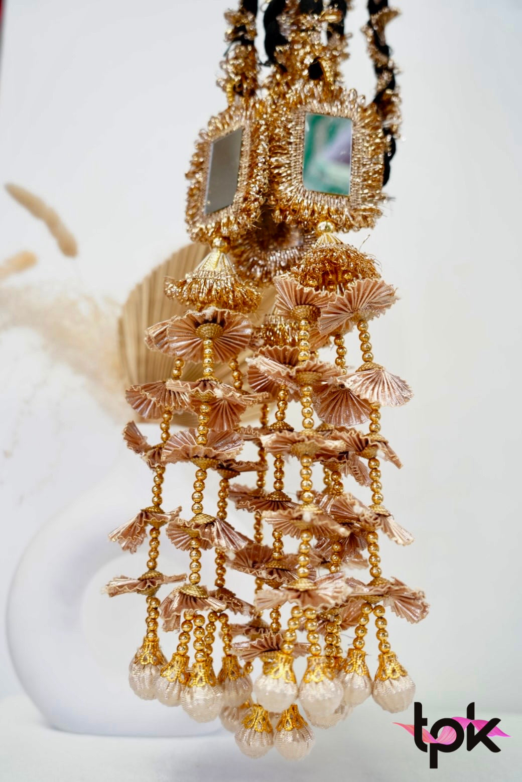 Mirror Charm Paranda