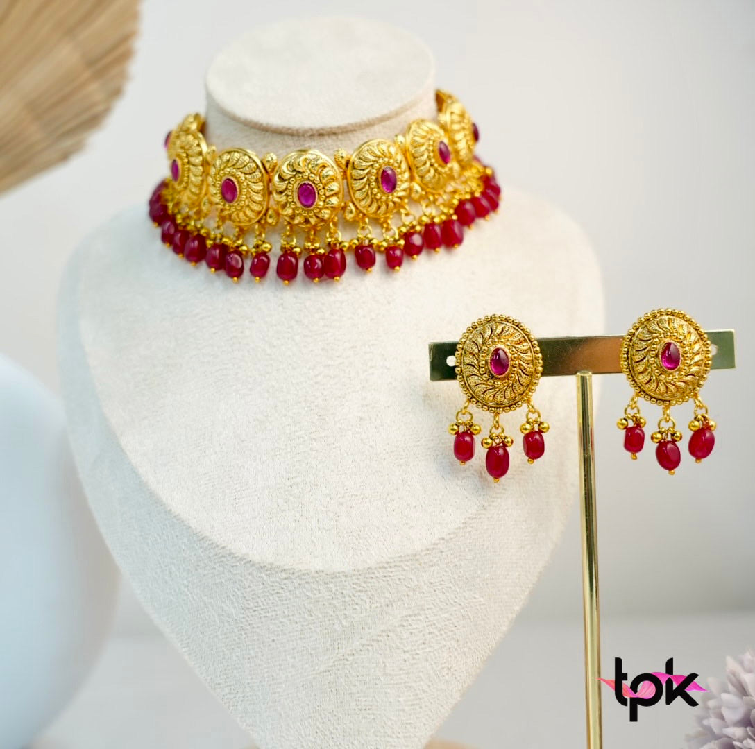 Gold Plated Traditional Choker set with Stud Earrings (Copper Base)