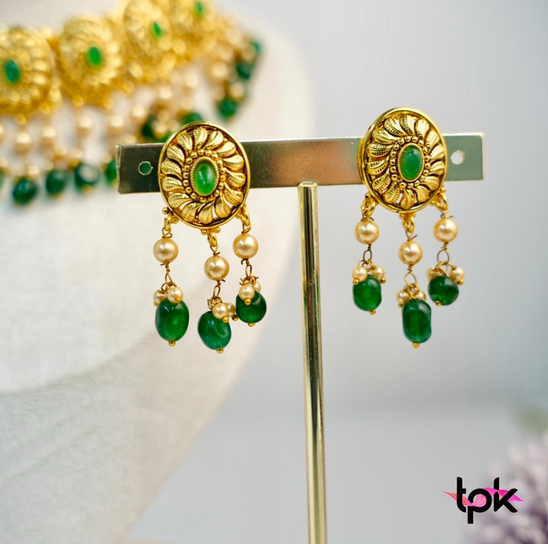 Gold Plated Traditional Choker set with Stud Earrings (Copper Base)