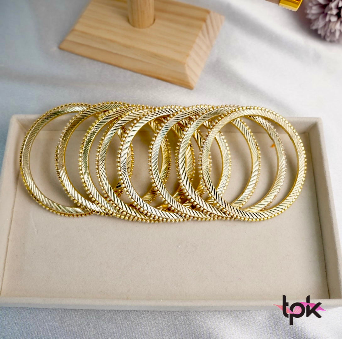 Pearl Metal Bangle Set (Set of 4)