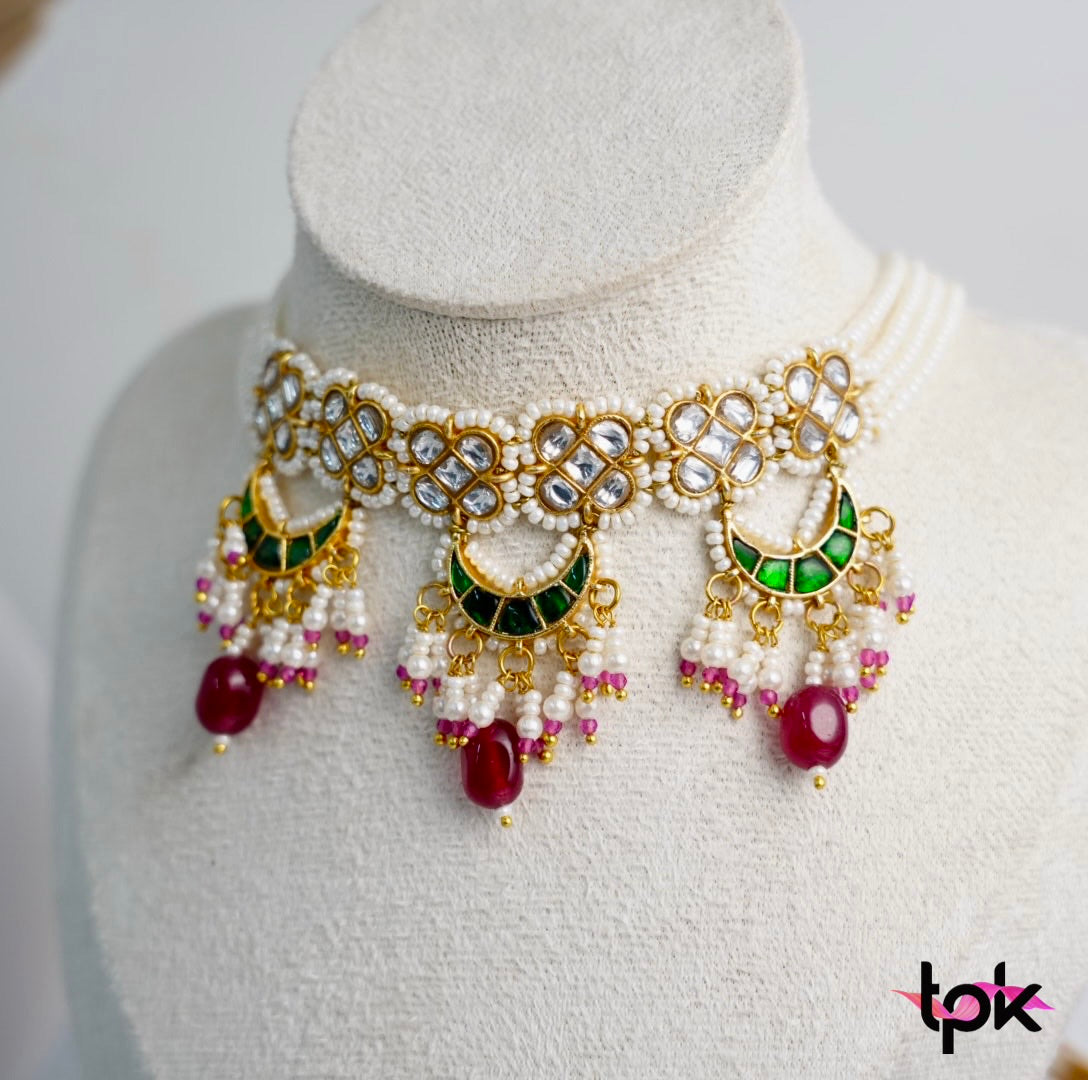 Pachi Kundan Chand Choker Set with Earrings