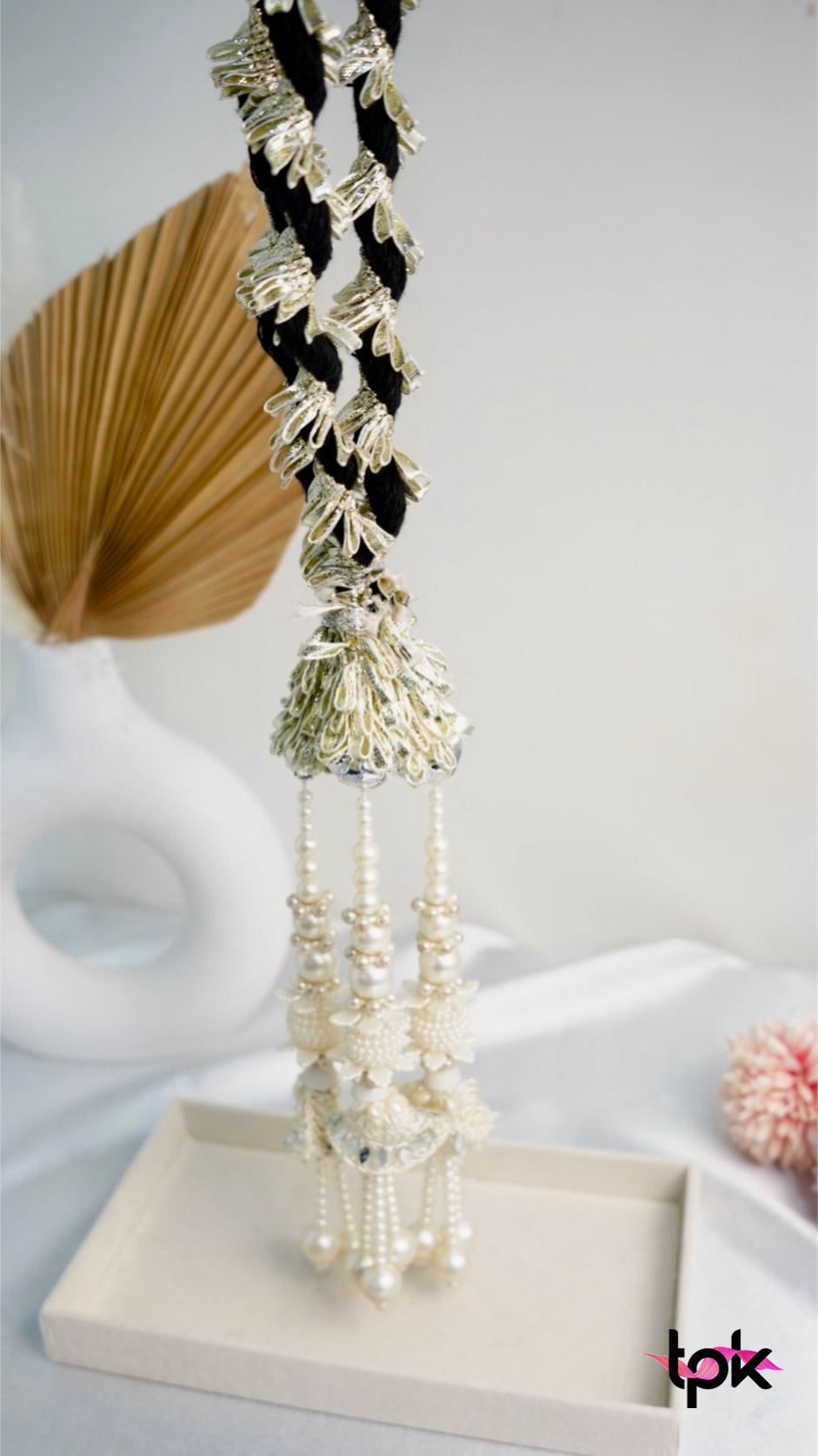 Silver Pearl Paranda