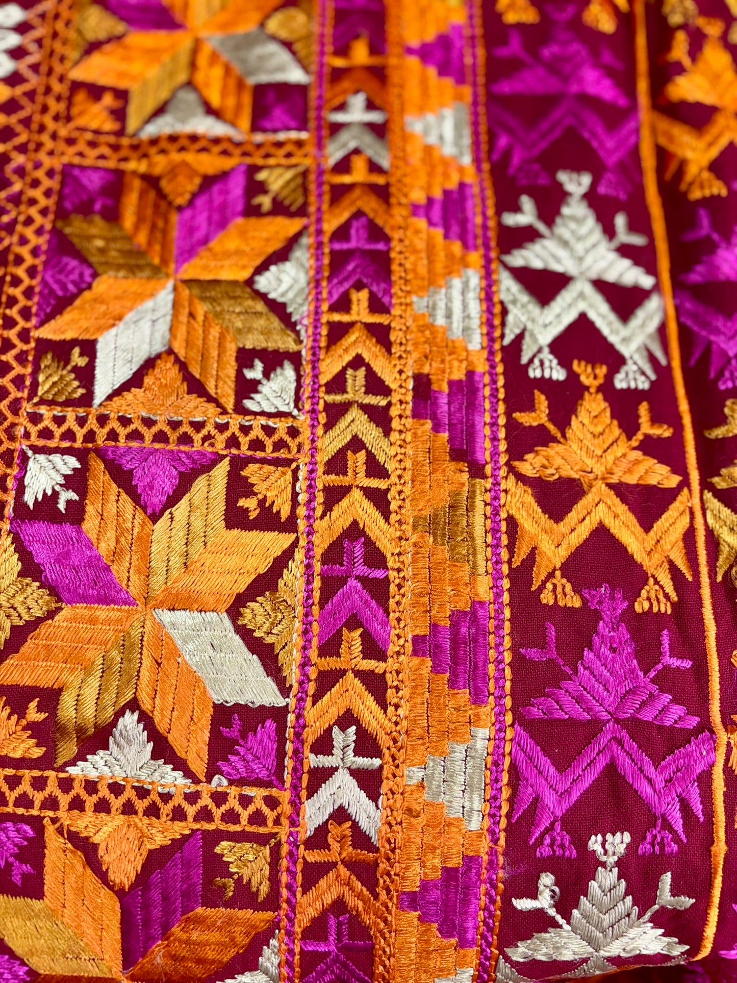 Magenta Khaddar Bagh Phulkari Dupatta