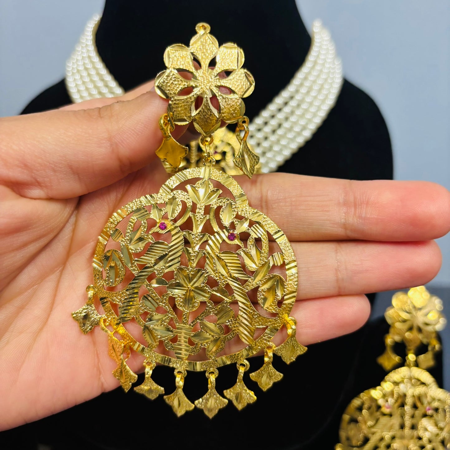 Patra Traditional Punjabi Pippal Patti Choker Set