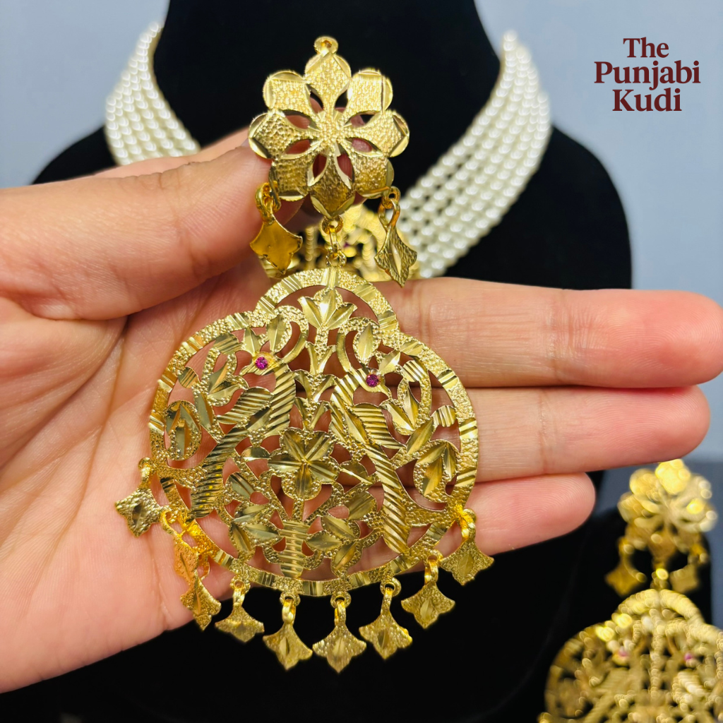 Patra Traditional Punjabi Pippal Patti Choker Set