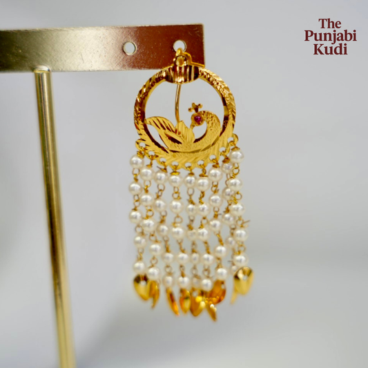 Morni Jhallar Pippal Patti Pearl Earrings