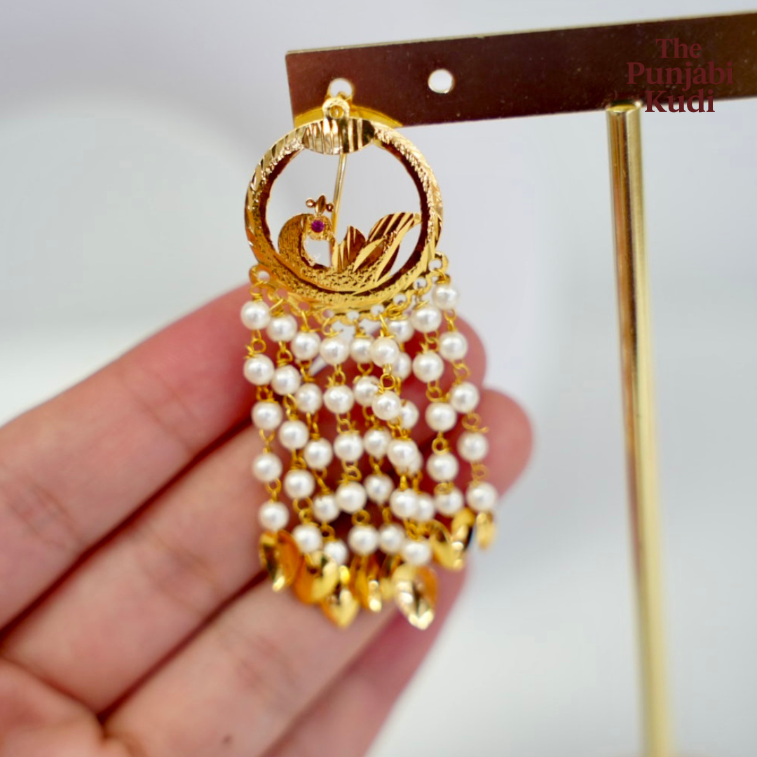 Morni Jhallar Pippal Patti Pearl Earrings