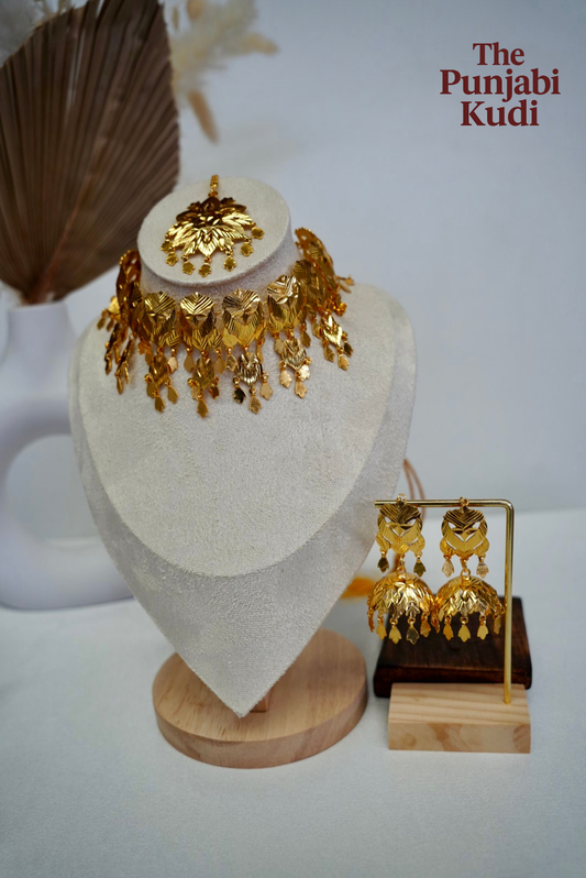 Patra Traditional Punjabi Pipple Patti Tikka set with Jhumki