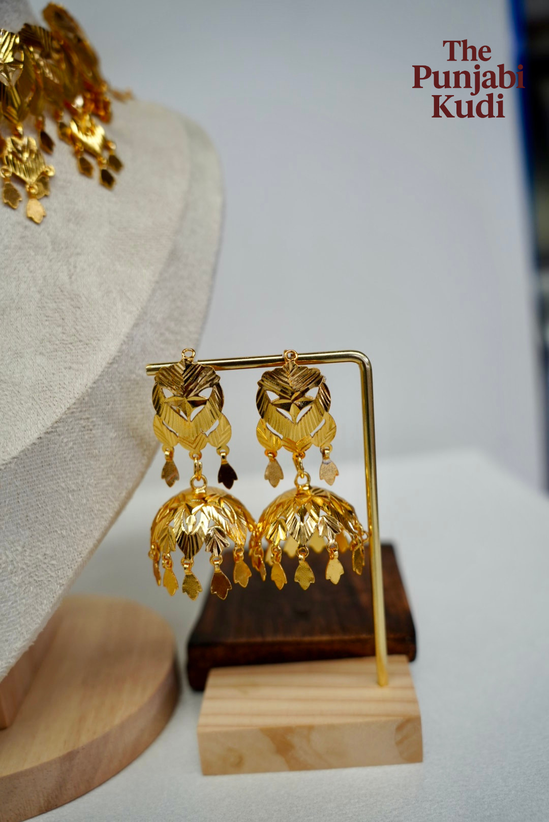 Patra Traditional Punjabi Pipple Patti Tikka set with Jhumki