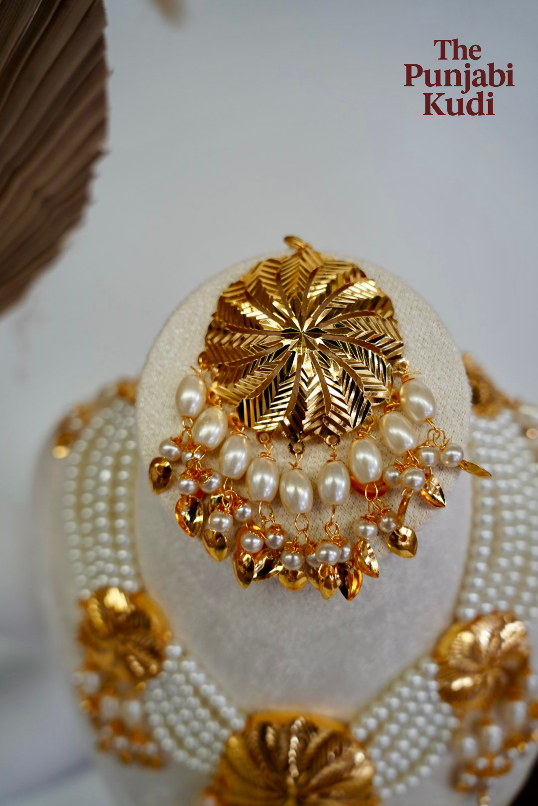 Traditional Punjabi Pattra Pearl Tikka Set with Wallian