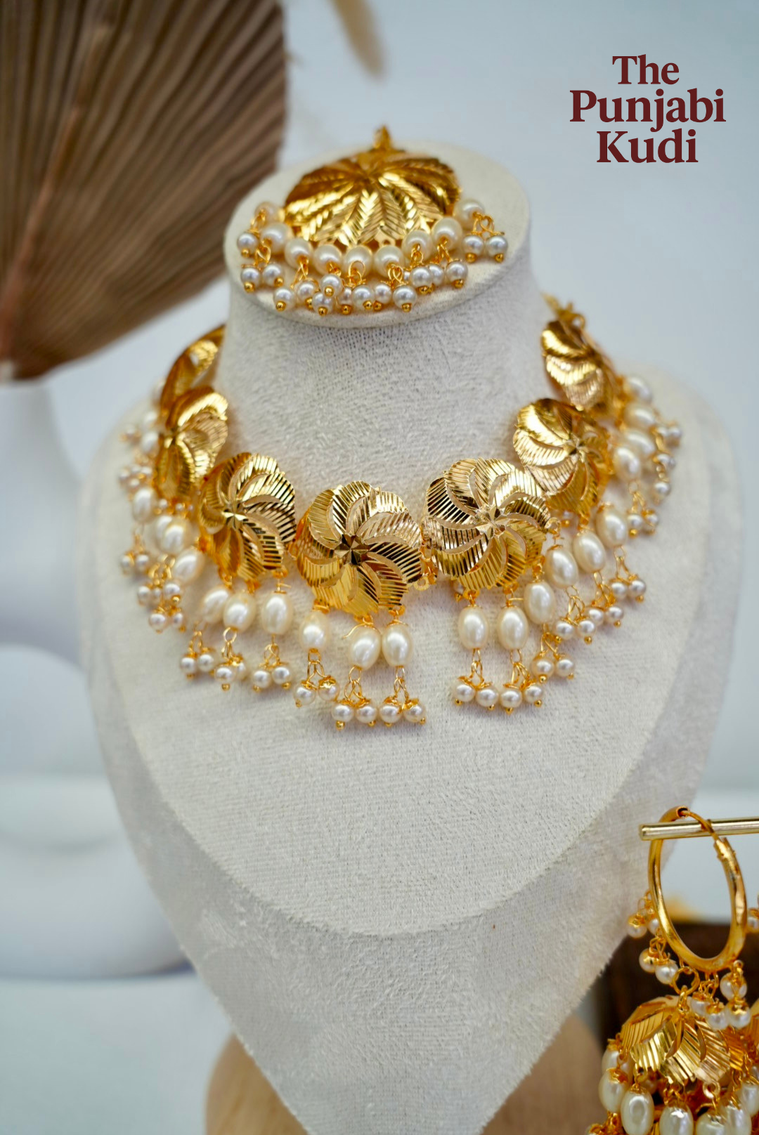 Traditional Punjabi Pattra Choker Tikka Set with Wallian