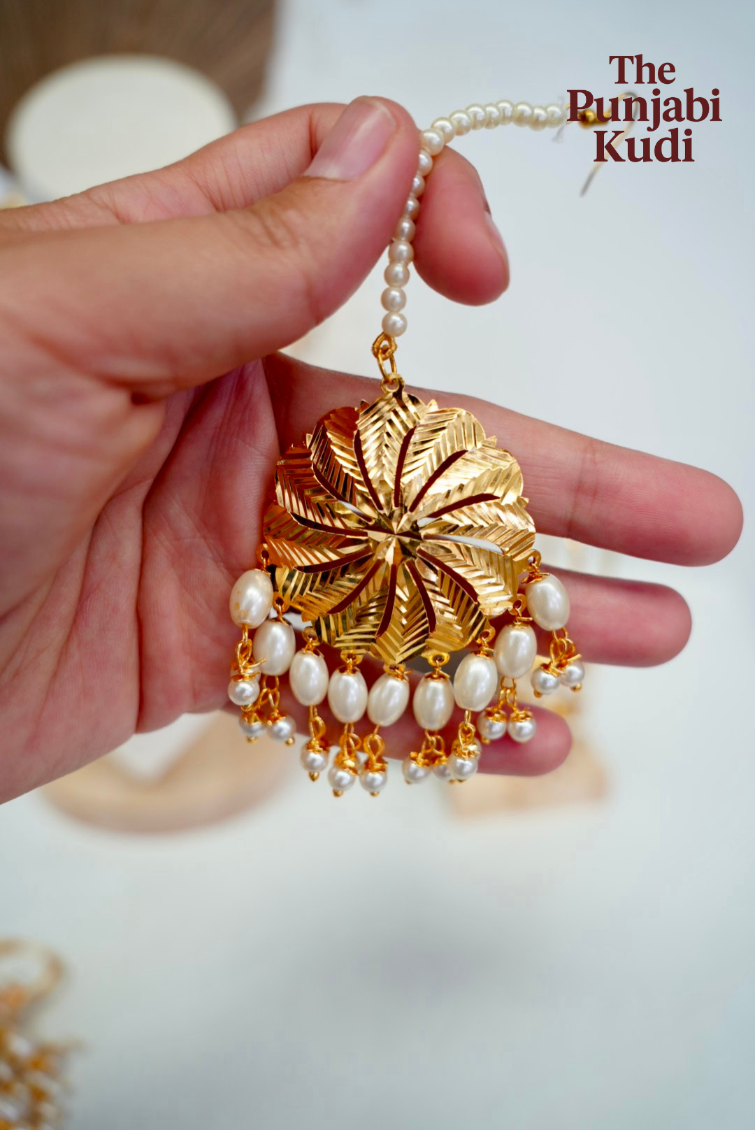 Traditional Punjabi Pattra Choker Tikka Set with Wallian